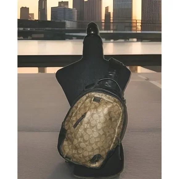 COACH Edge Backpack In Signature Canvas C Tan Leather Unisex Crossbody 13x10x3.5 - Picture 1 of 16